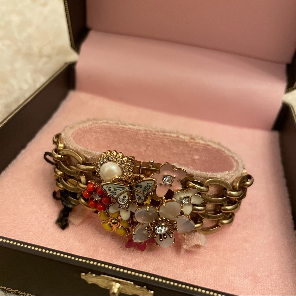 Brand new Juicy Couture Floral Bracelet